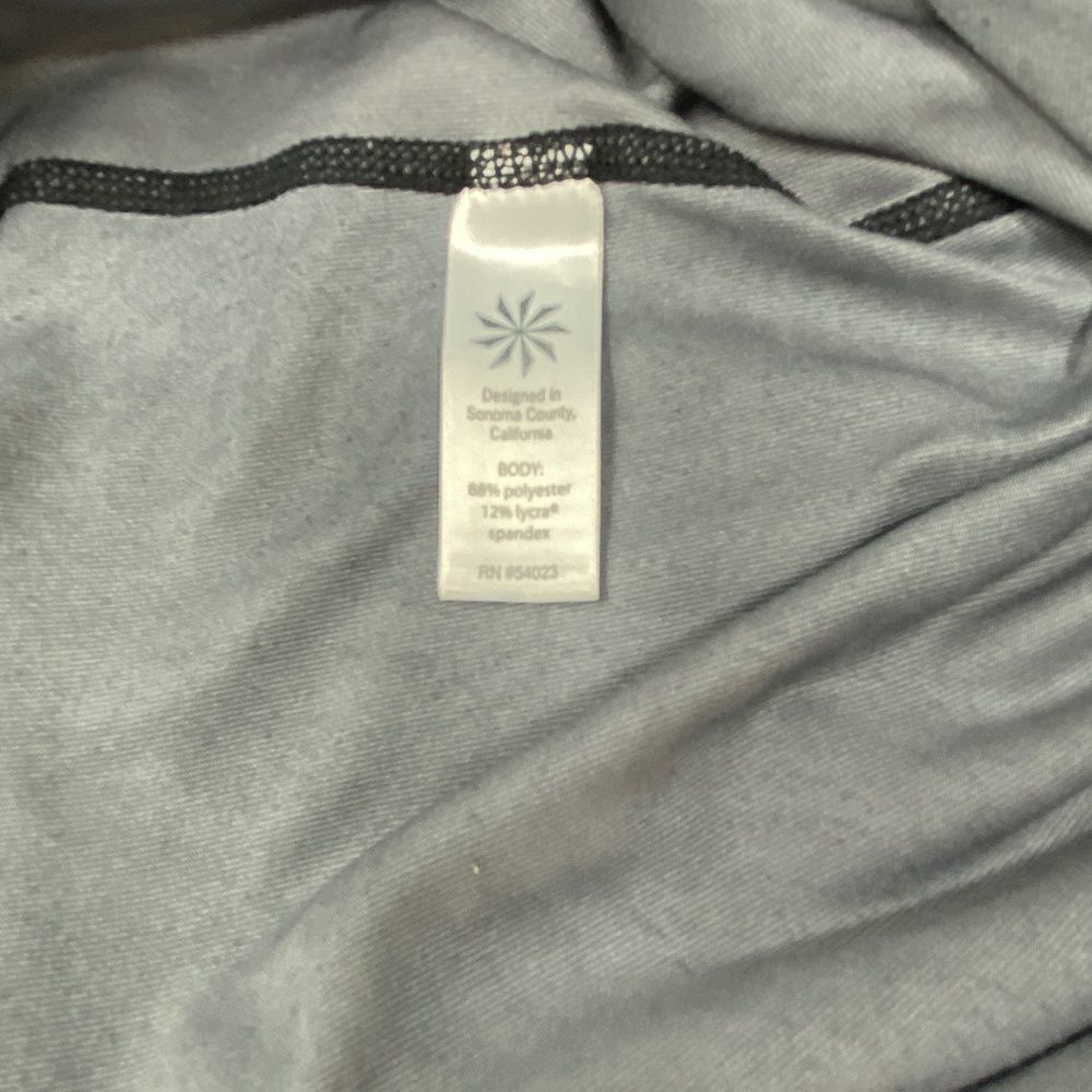 ATHLETA Leggings - Black & Gray Abstract Pattern - Picture 10 of 16